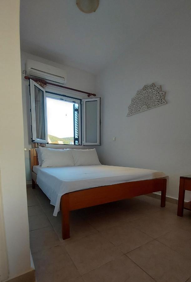 C-View Apartments Megalochori  Экстерьер фото